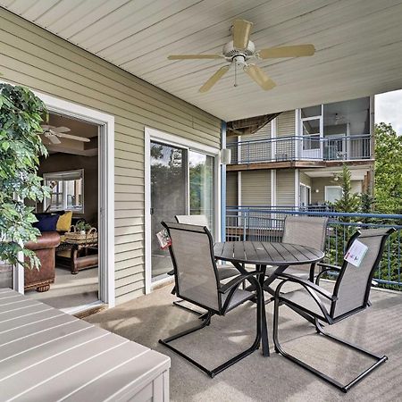 Waterfront Lake Ozark Condo With Deck And Pools Esterno foto
