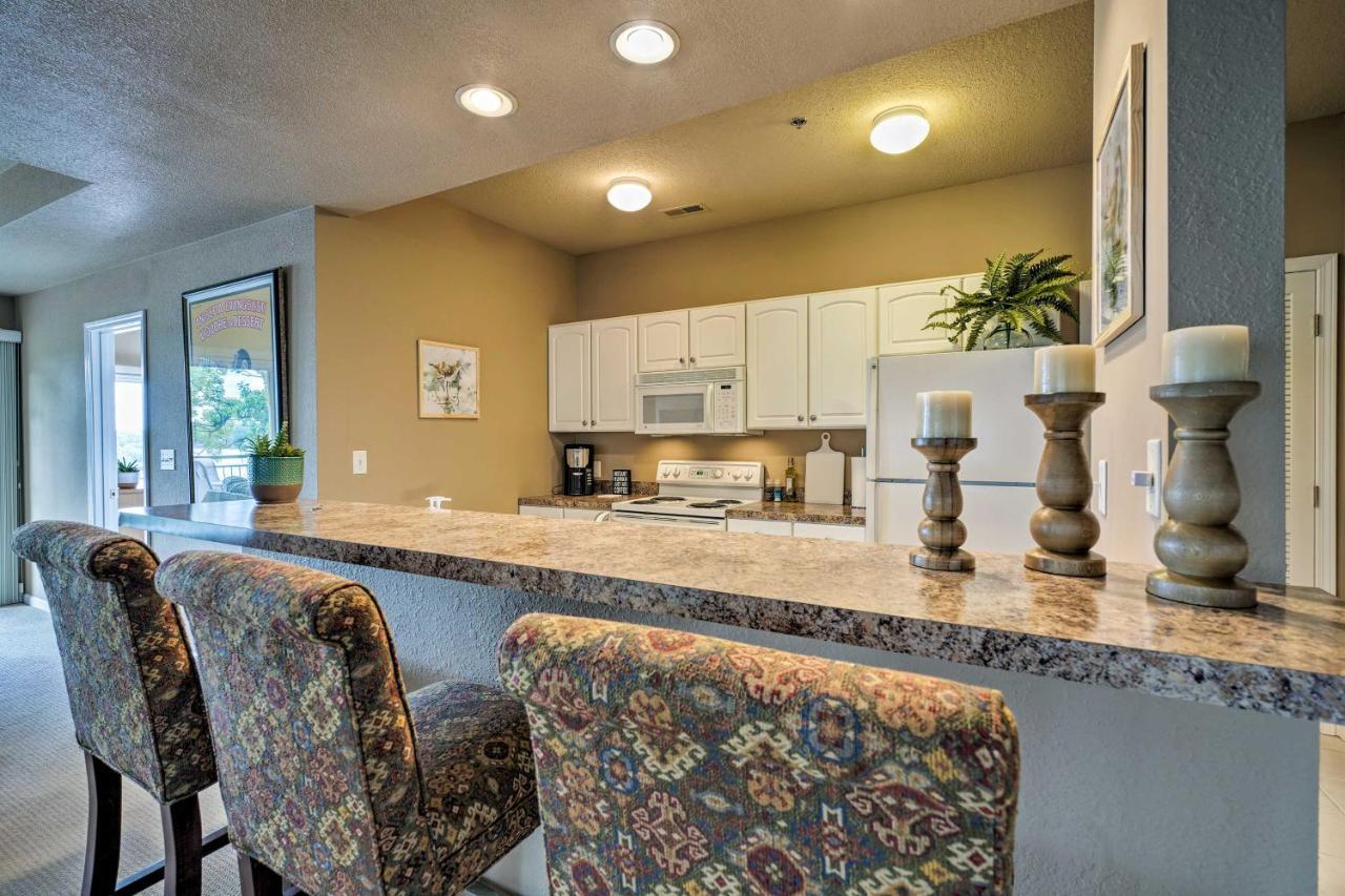 Waterfront Lake Ozark Condo With Deck And Pools Esterno foto
