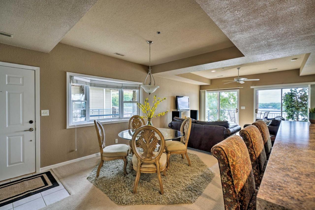 Waterfront Lake Ozark Condo With Deck And Pools Esterno foto