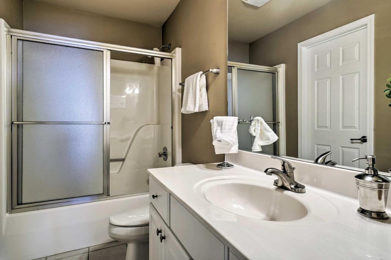 Waterfront Lake Ozark Condo With Deck And Pools Esterno foto